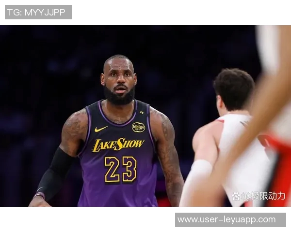 浓眉小试牛刀上半场表现抢眼贡献7分7篮板2盖帽展现强大实力 浓眉小试牛刀上半场表现抢眼贡献7分7篮板2盖帽展现强大实力