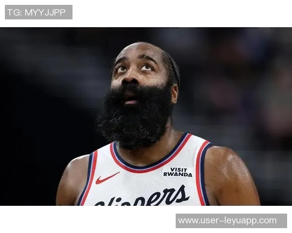 哈登回忆小范甘迪的疯狂举动:更衣柜里的小纸条惊喜不断 哈登回忆小范甘迪的疯狂举动:更衣柜里的小纸条惊喜不断